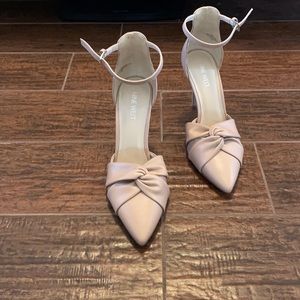 Nine West Nude Pink Heels with Bow detail
